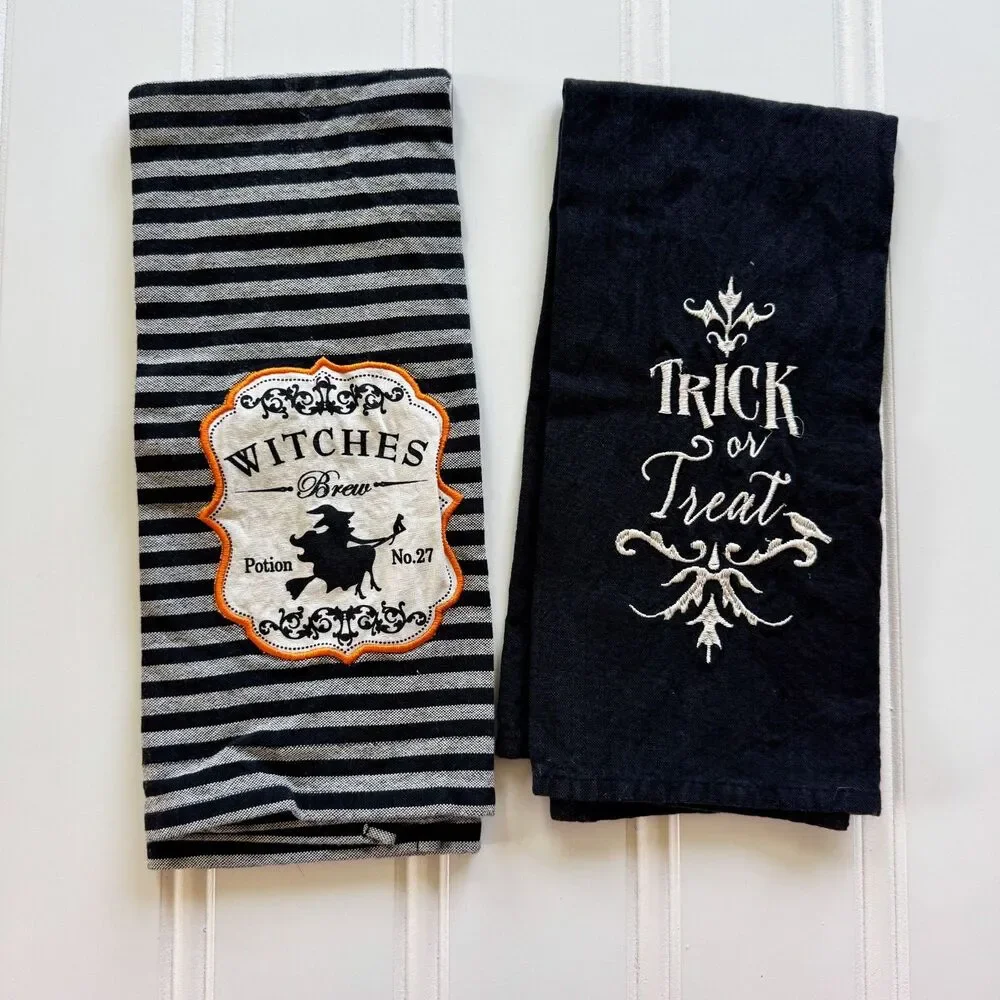 Halloween Hand Towels Set “Witches Brew” “Trick or Treat” Festive Kitchen Decor